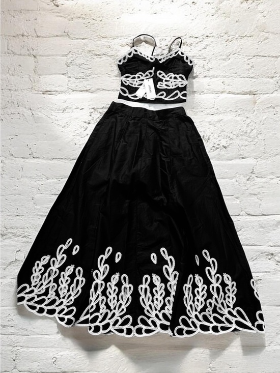 Jason Wu Dresses & Skirts - NWT Jason Wu Black High-Contrast Embroidered 2-Piece Crop Top&Maxi Skirt Set XS